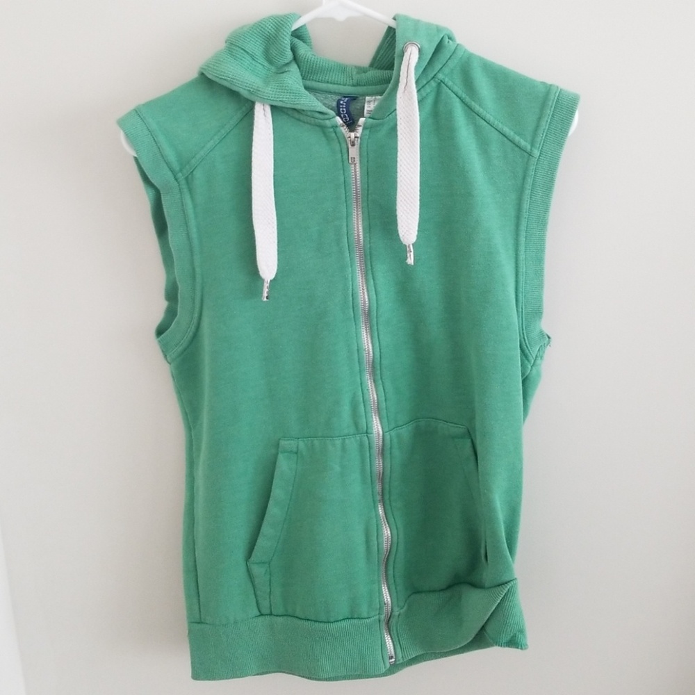 Sleeveless Hoodie